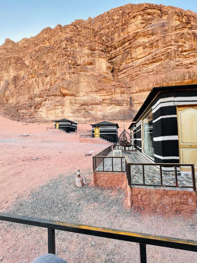 Wadi Rum Quiet Camp Экстерьер фото