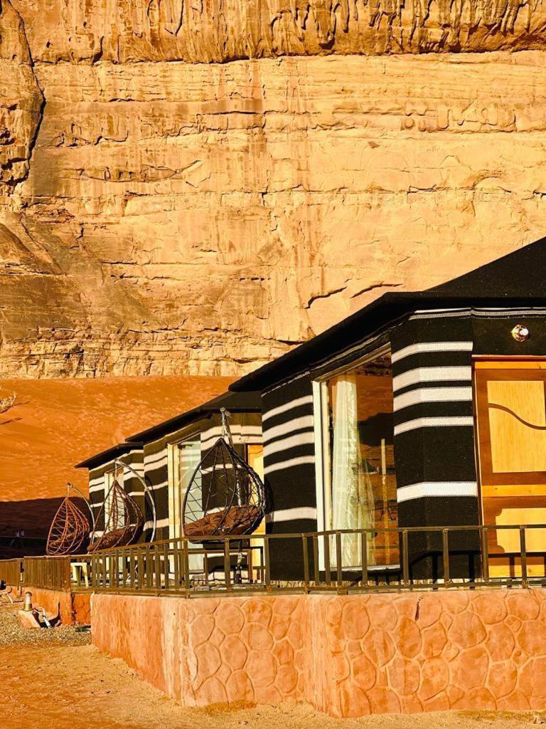 Wadi Rum Quiet Camp Экстерьер фото